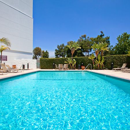 Holiday Inn La Mirada Buena Park By Ihg Exteriör bild