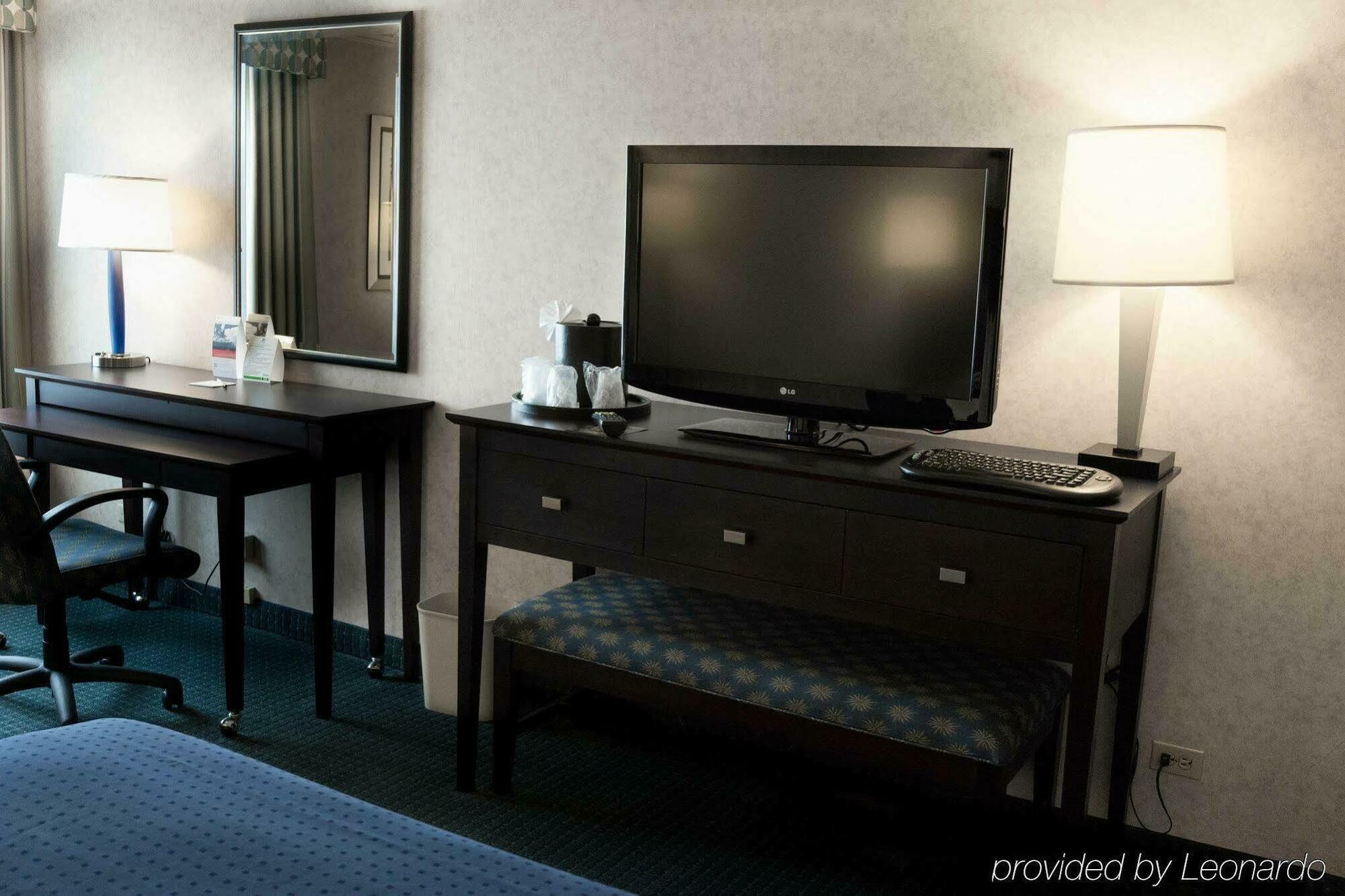 Holiday Inn La Mirada Buena Park By Ihg Exteriör bild